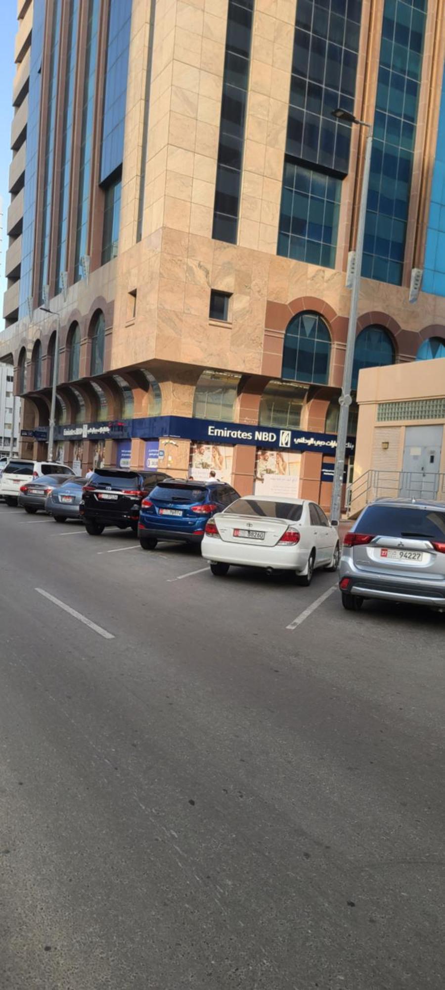 Home Away Apartment Abu Dhabi Eksteriør billede